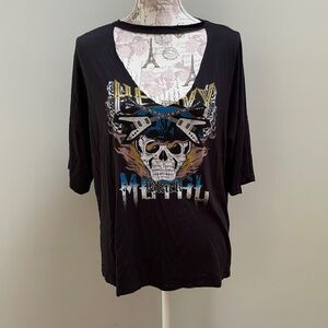 Seductions by Sirens Black Heavy Metal Keyhole Tee M